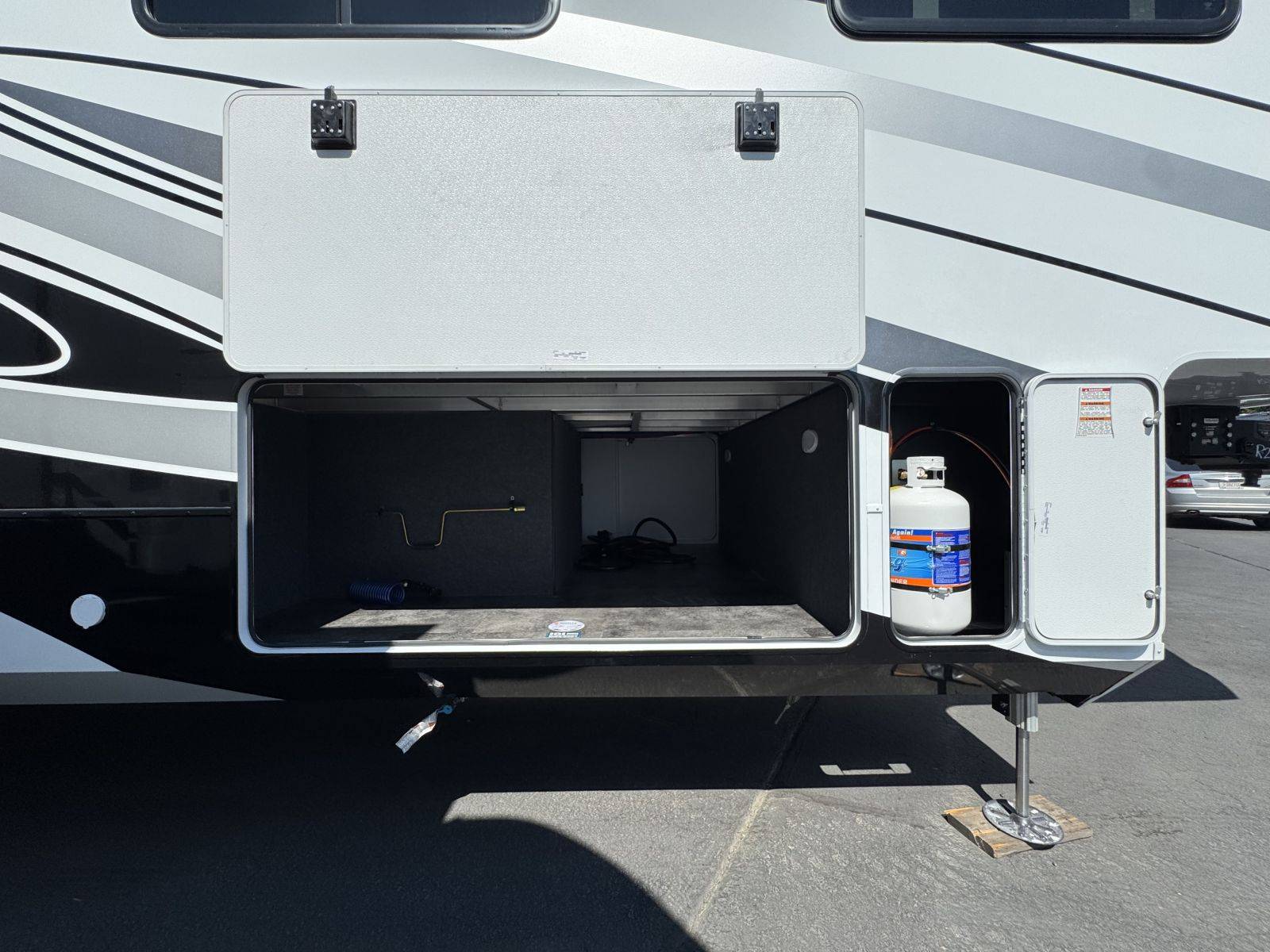 2026 Alliance RV 2026 Alliance RV Paradigm - thumbnail 7