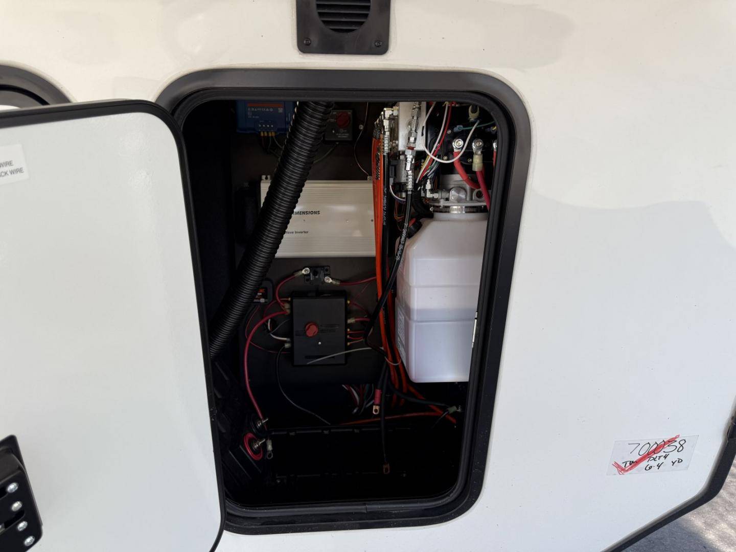 2026 Keystone RV 2026 Keystone RV Montana - thumbnail 7