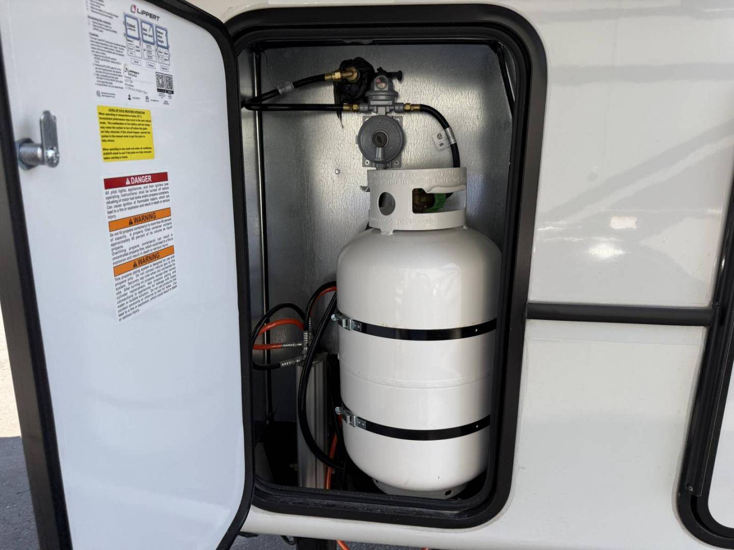 2026 Keystone RV 2026 Keystone RV Montana - thumbnail 8