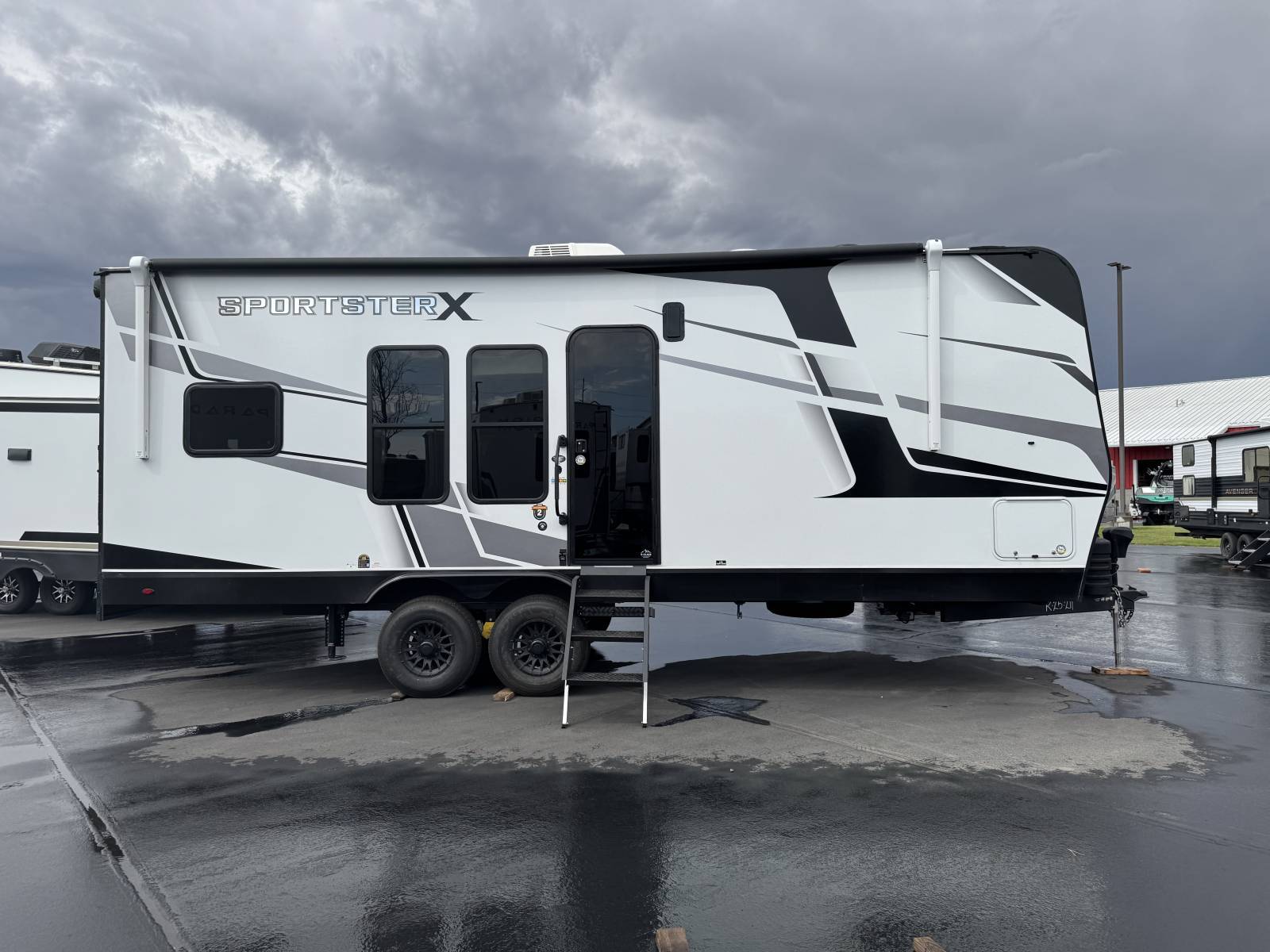 2026 KZ RV 2026 KZ RV Sportster X Toy Hauler - thumbnail 3