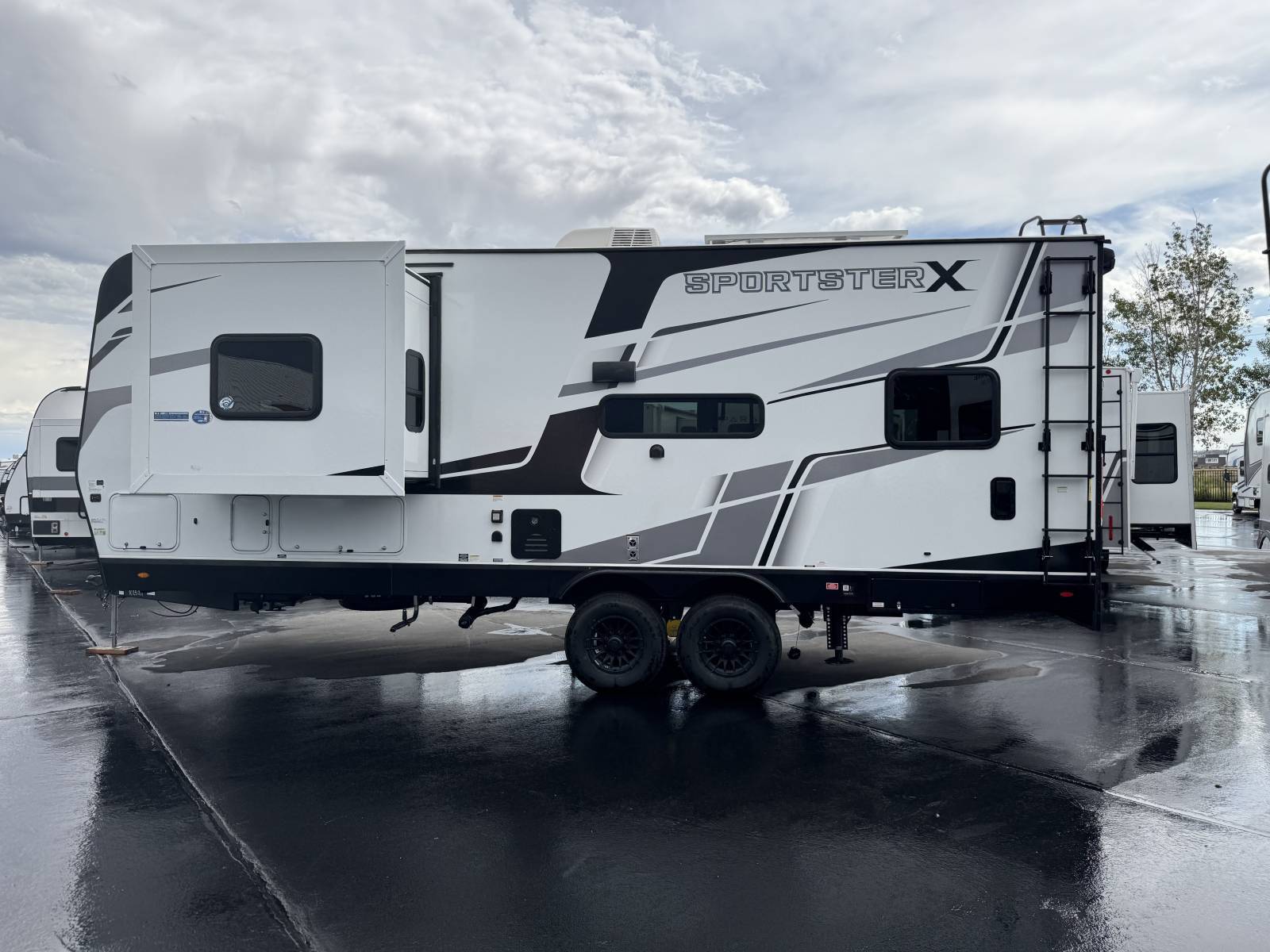 2026 KZ RV 2026 KZ RV Sportster X Toy Hauler - thumbnail 6