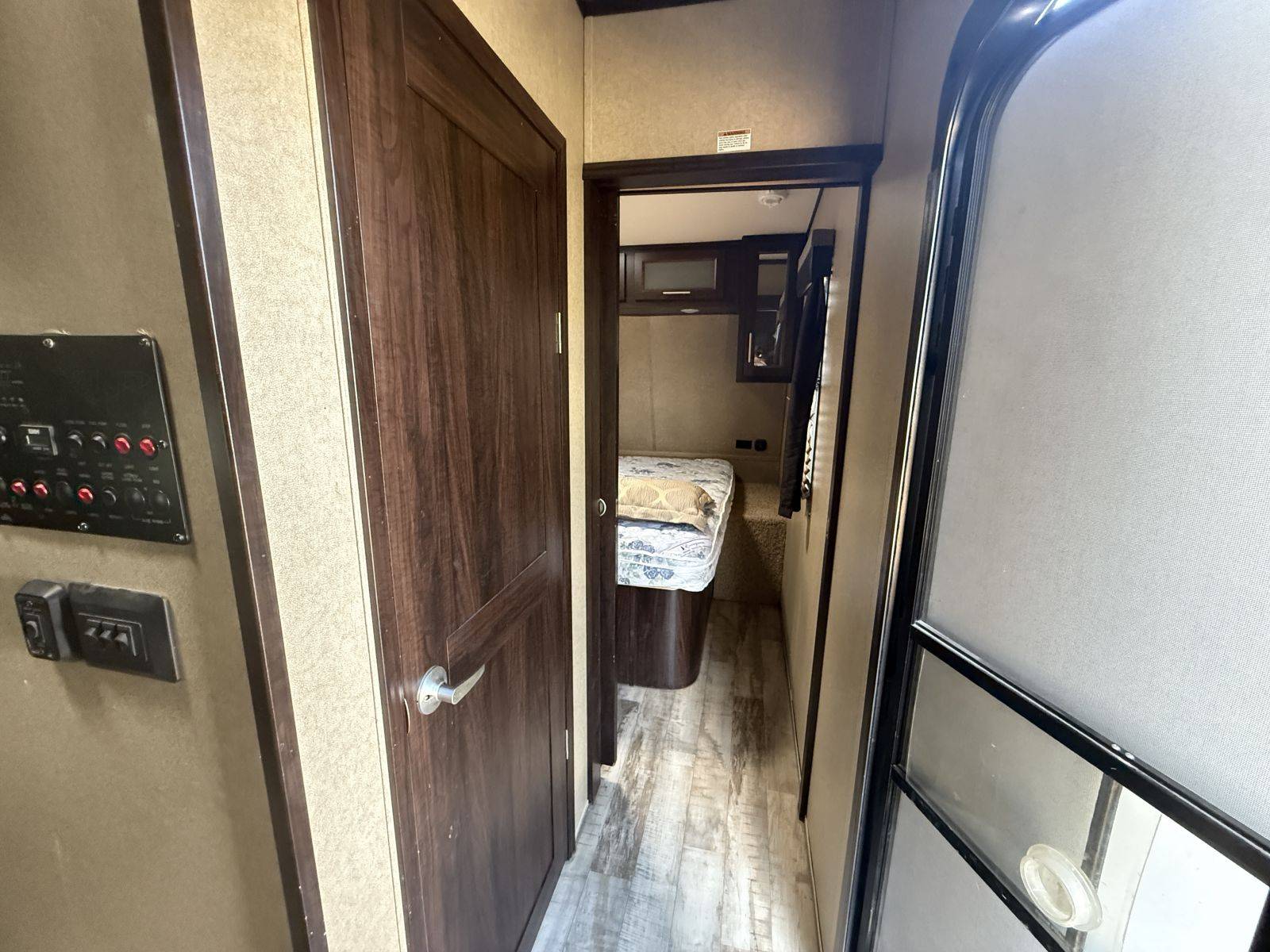 2017 Forest River RV 2017 Forest River RV XLR Nitro - thumbnail 14