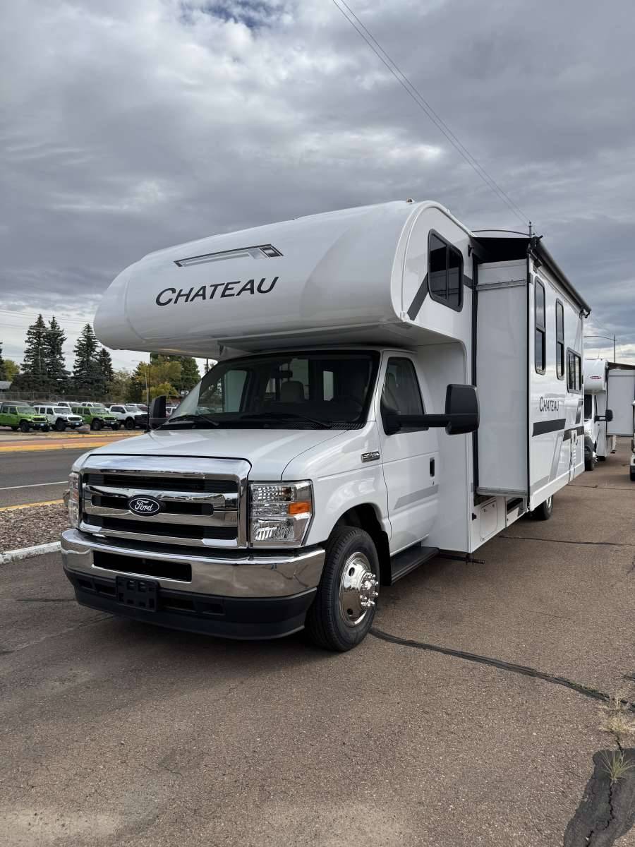 2026 Thor Motor Coach 2026 Thor Motor Coach Chateau - thumbnail 1