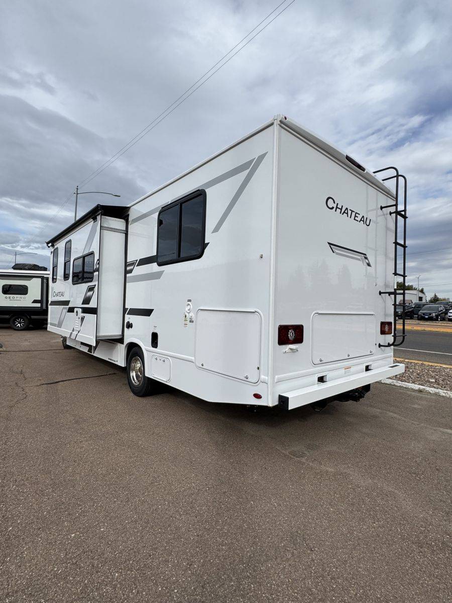 2026 Thor Motor Coach 2026 Thor Motor Coach Chateau - thumbnail 5