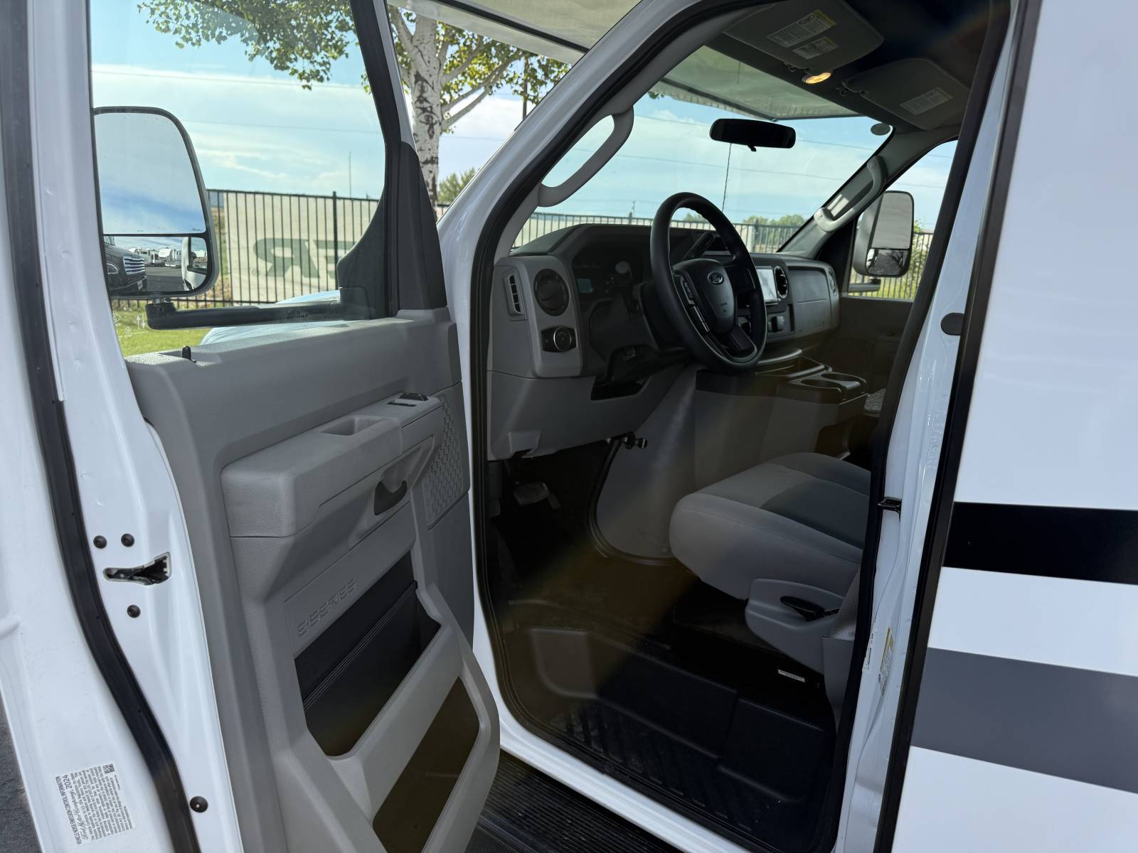 2026 Forest River RV 2026 Forest River RV Sunseeker - thumbnail 11