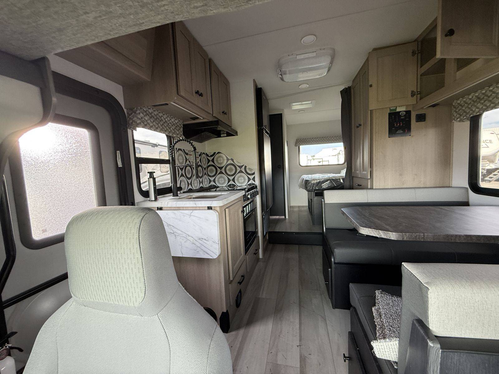 2026 Forest River RV 2026 Forest River RV Sunseeker - thumbnail 16