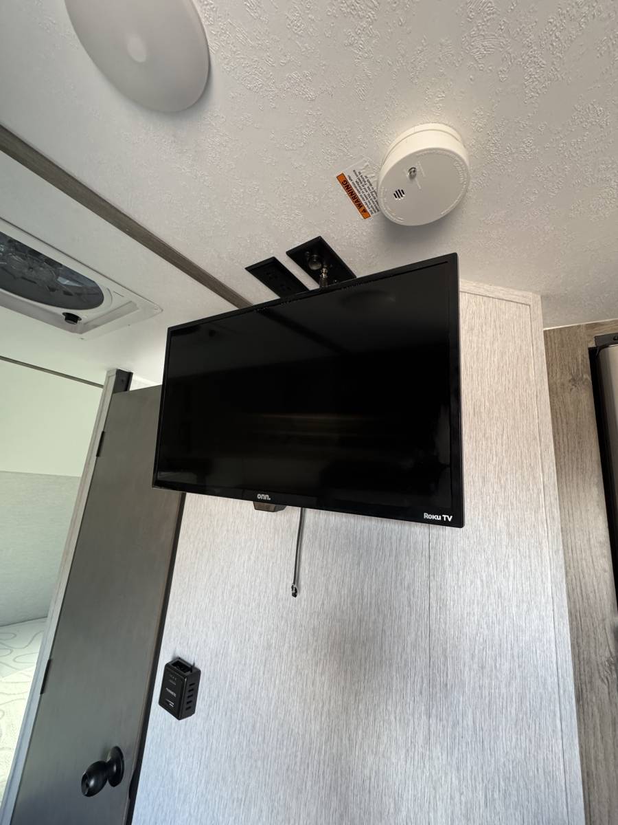 2024 Sunset Park RV  2024 Sunset Park RV  Volt - thumbnail 11