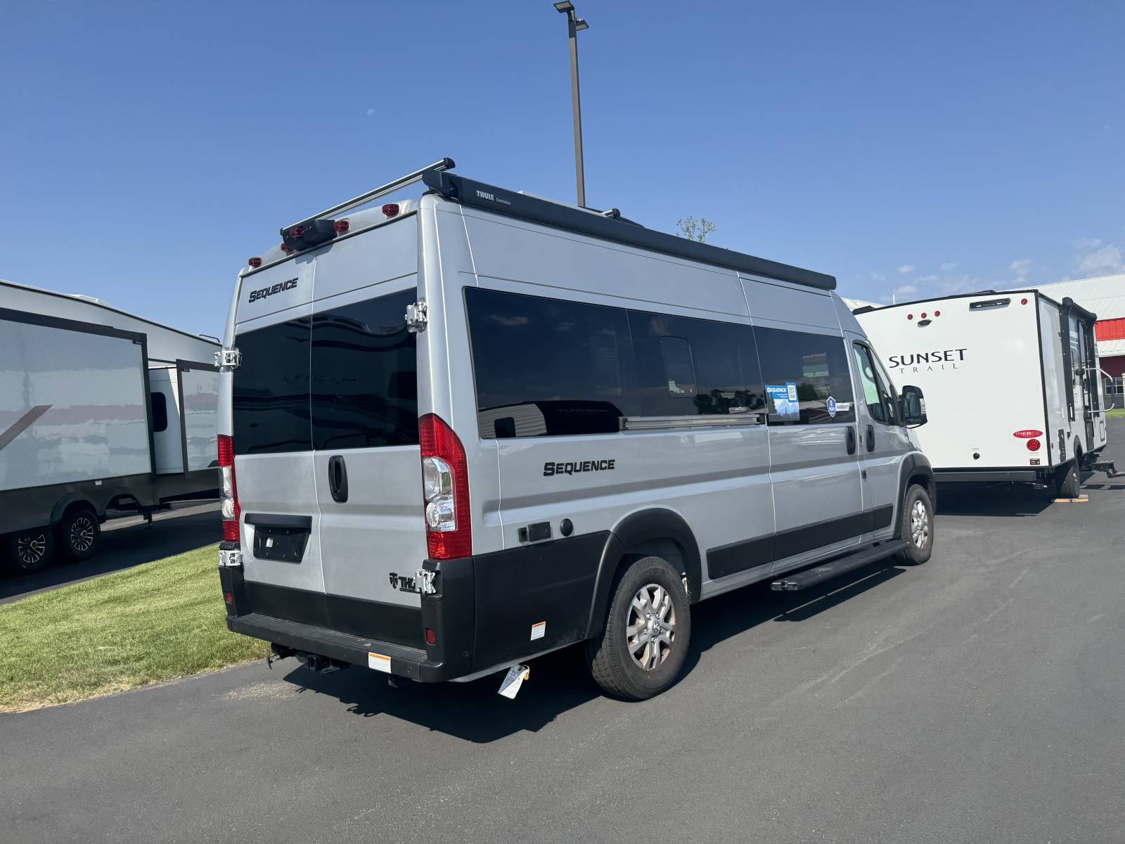 2026 Thor Motor Coach 2026 Thor Motor Coach Sequence - thumbnail 3