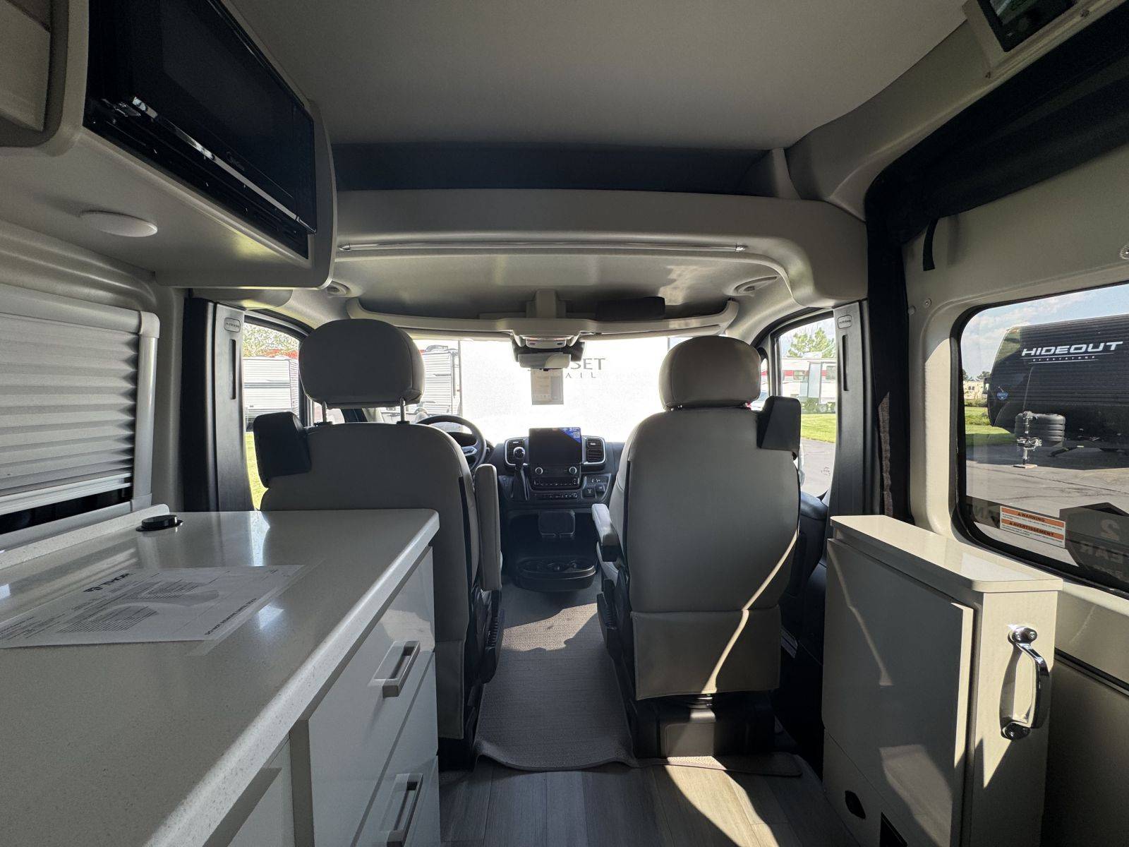 2026 Thor Motor Coach 2026 Thor Motor Coach Sequence - thumbnail 5