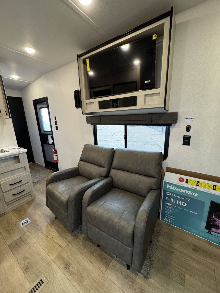 2026 Forest River RV 2026 Forest River RV Puma - thumbnail 6