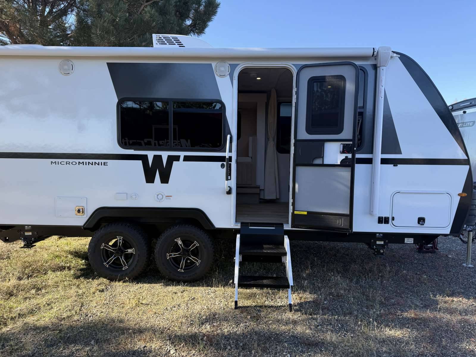 2026 Winnebago 2026 Winnebago Micro Minnie - thumbnail 6