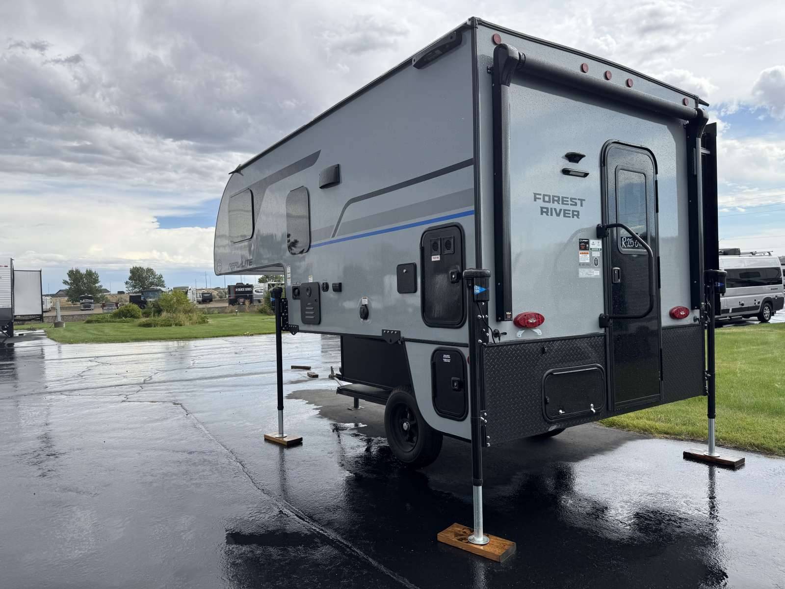 2026 Palomino 2026 Palomino Real Lite - thumbnail 5