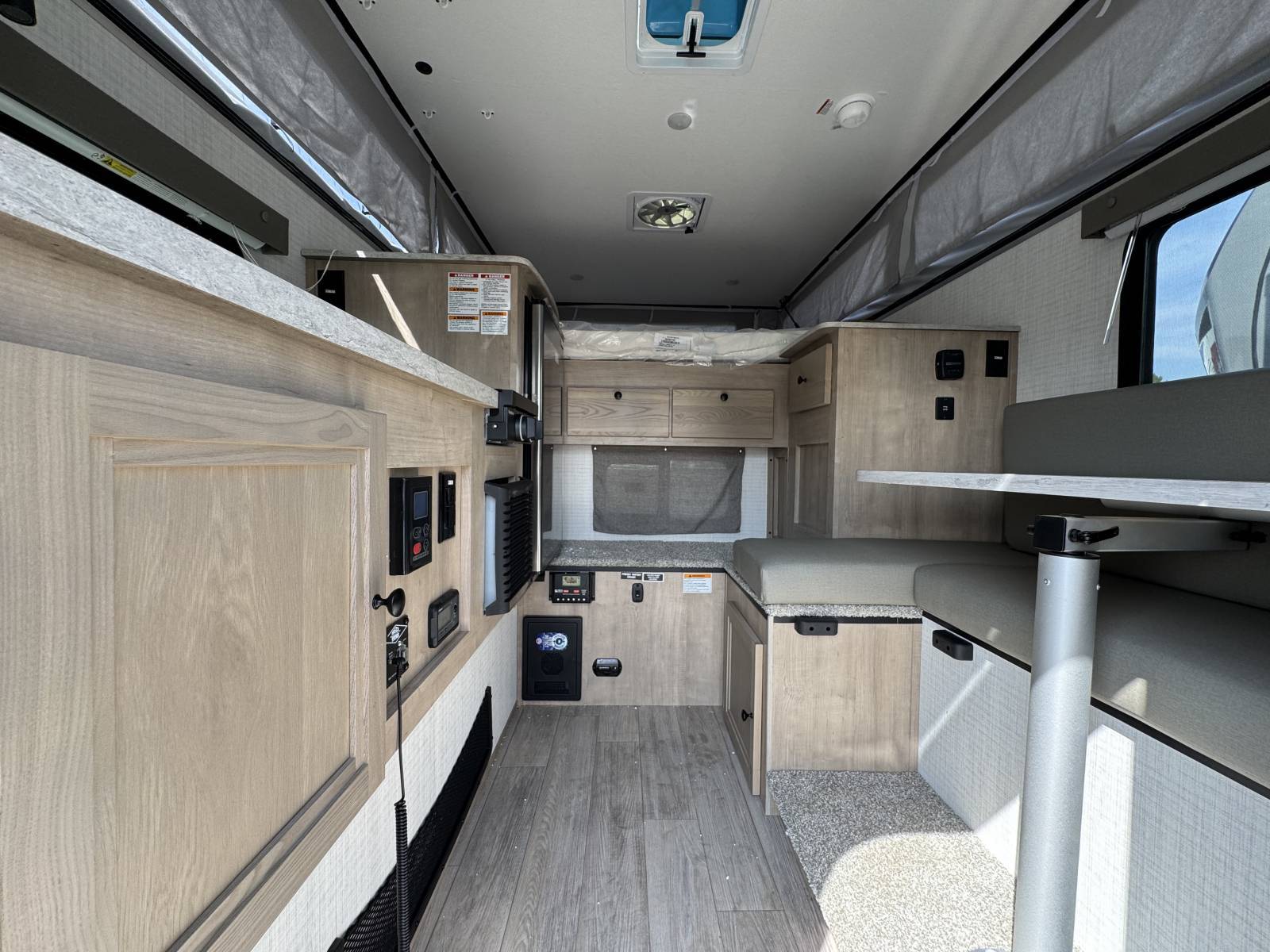 2026 Palomino 2026 Palomino Real Lite - thumbnail 8