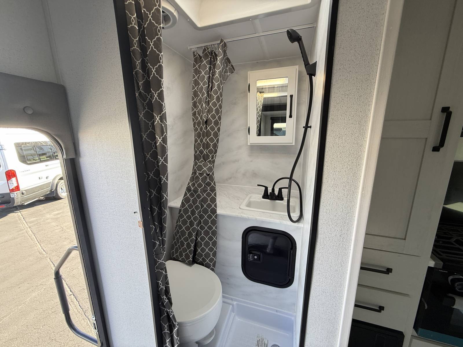 2026 Palomino 2026 Palomino Real Lite - thumbnail 9