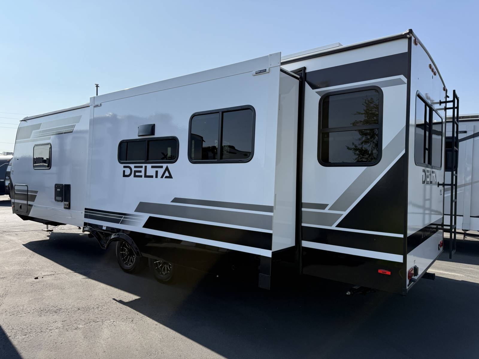 2026 Alliance RV 2026 Alliance RV Delta - thumbnail 4