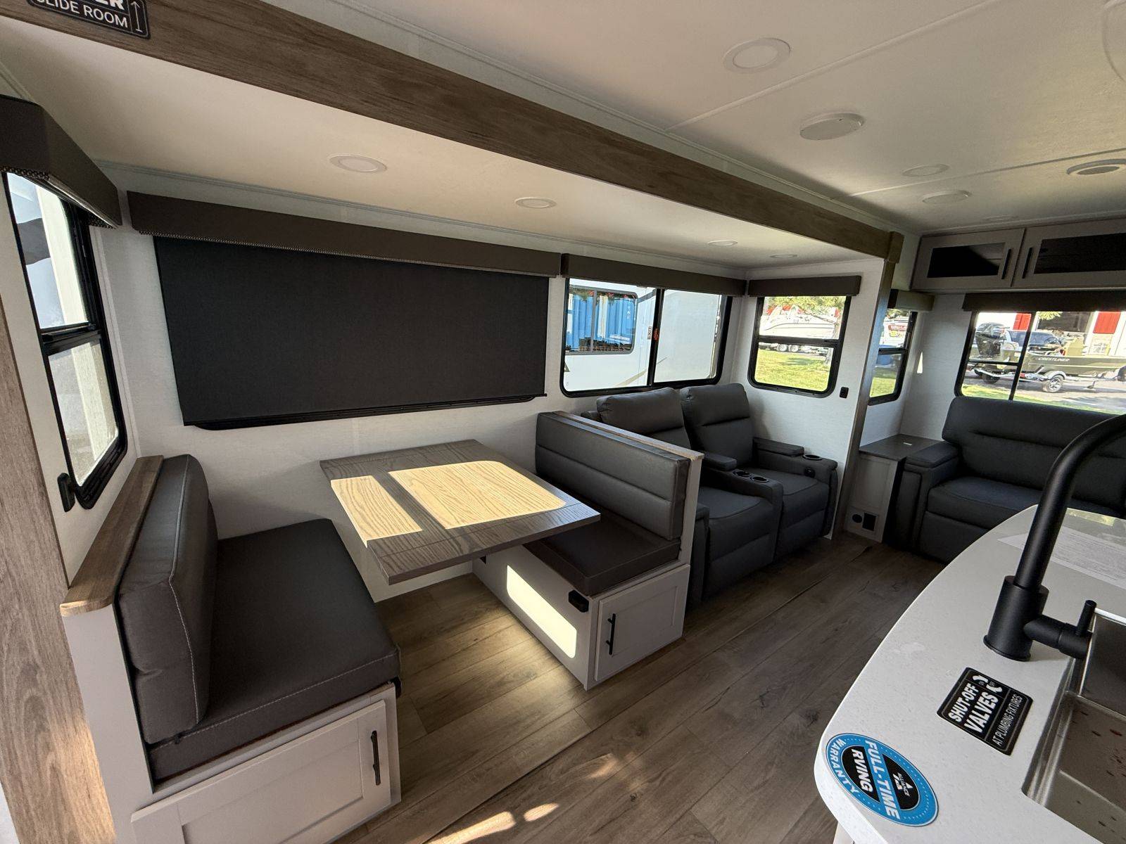 2026 Alliance RV 2026 Alliance RV Delta - thumbnail 13