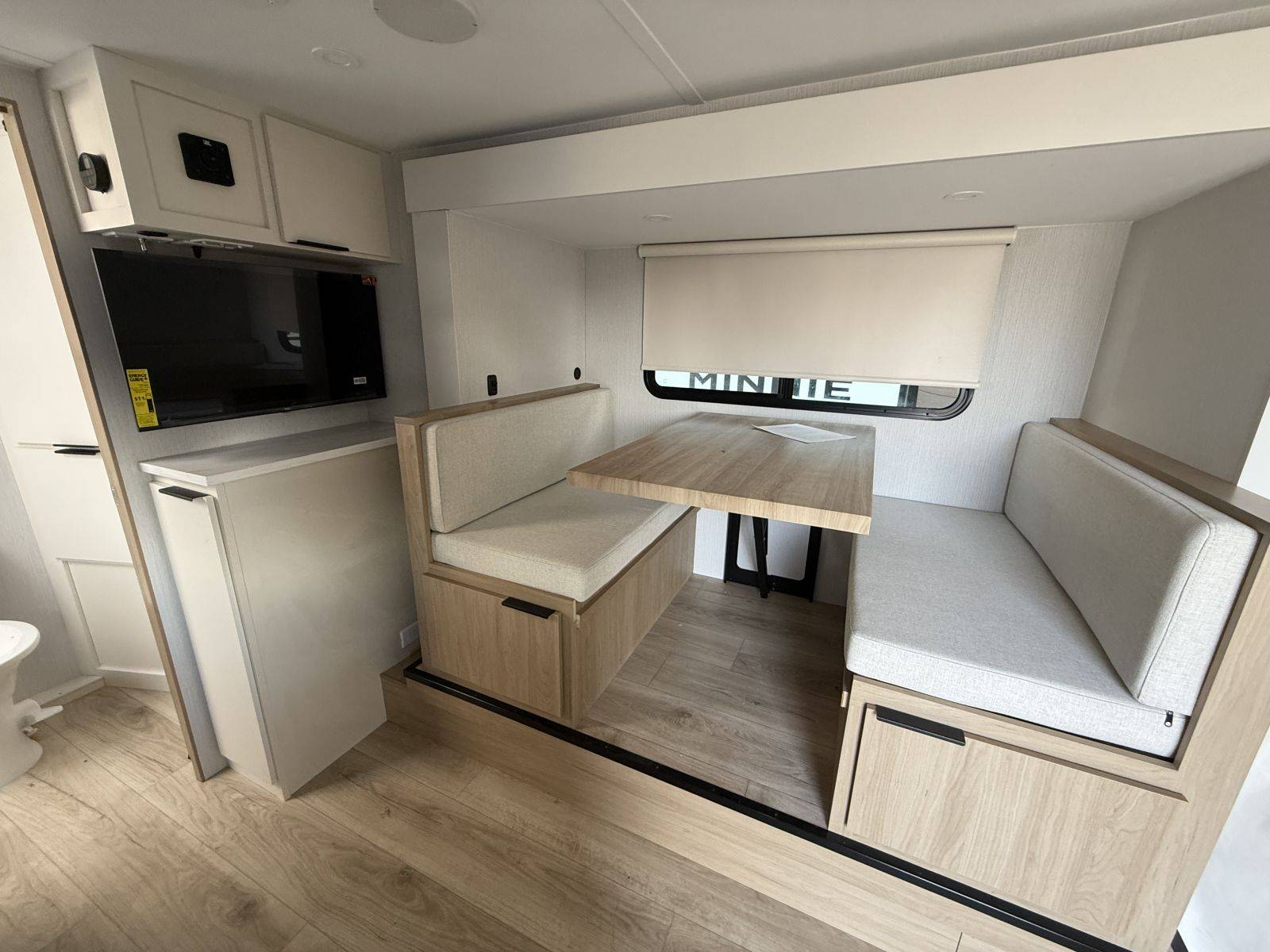 2026 Winnebago 2026 Winnebago Micro Minnie - thumbnail 14