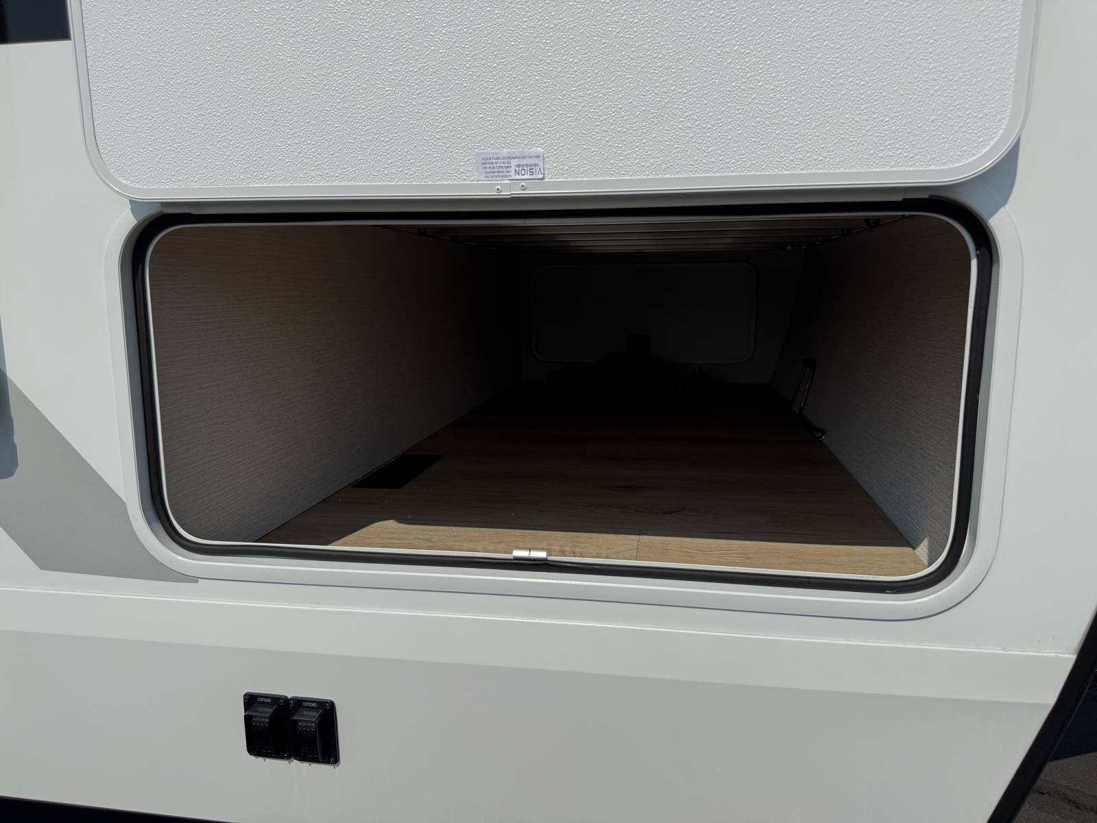 2026 Winnebago 2026 Winnebago Thrive - thumbnail 6