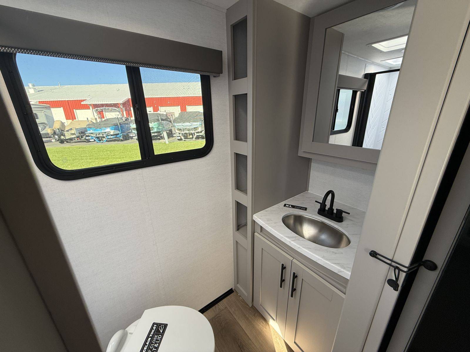 2026 Alliance RV 2026 Alliance RV Delta - thumbnail 13