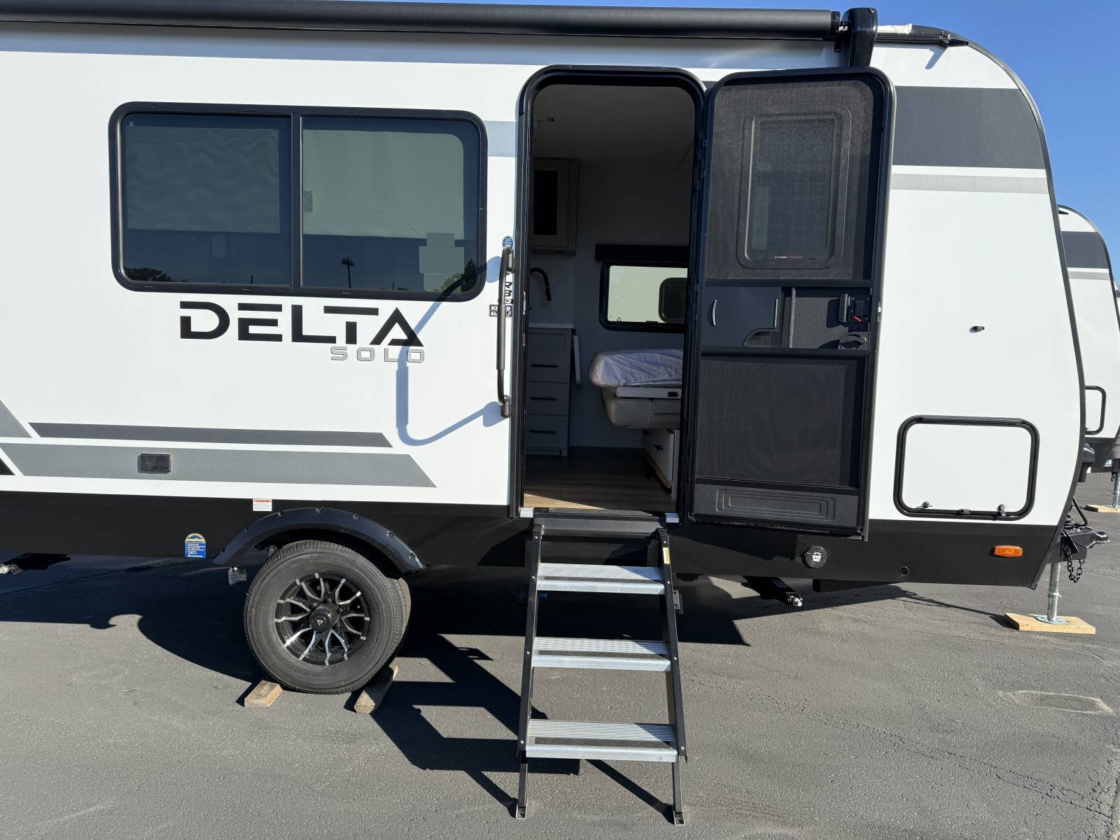 2026 Alliance RV 2026 Alliance RV Delta - thumbnail 8