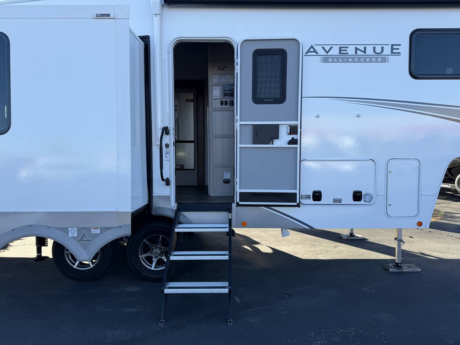 2026 Alliance RV 2026 Alliance RV Avenue - thumbnail 10