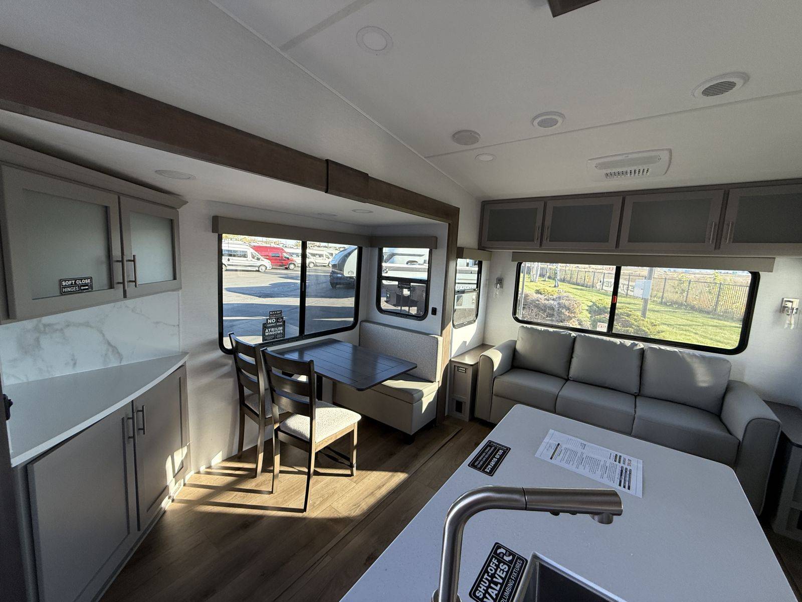 2026 Alliance RV 2026 Alliance RV Avenue - thumbnail 13