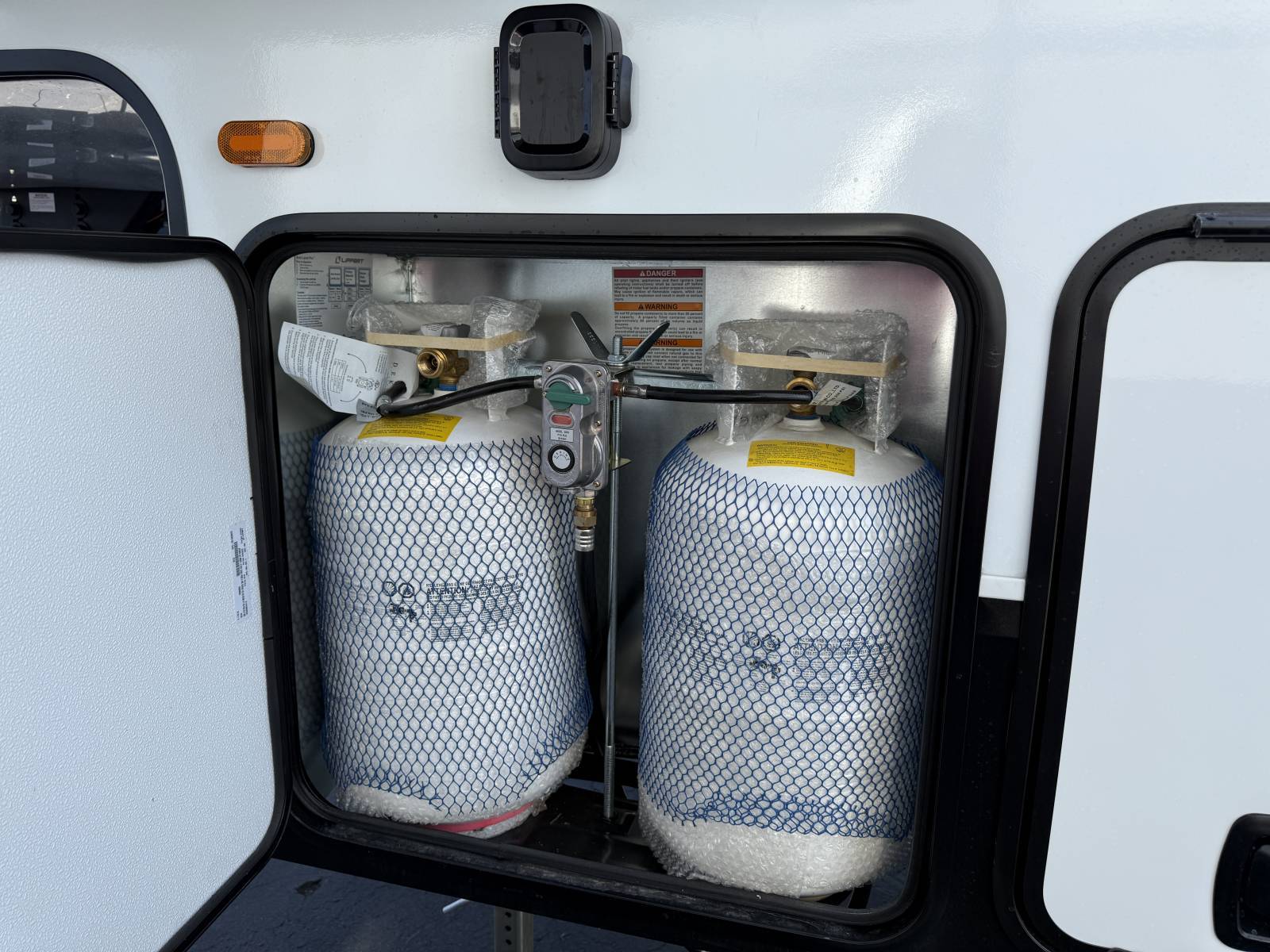 2026 KZ RV 2026 KZ RV Durango Half Ton - thumbnail 12