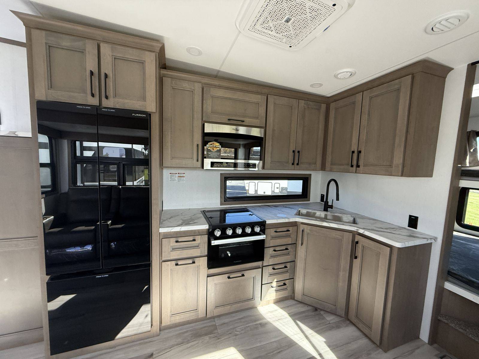 2026 KZ RV 2026 KZ RV Durango Half Ton - thumbnail 16