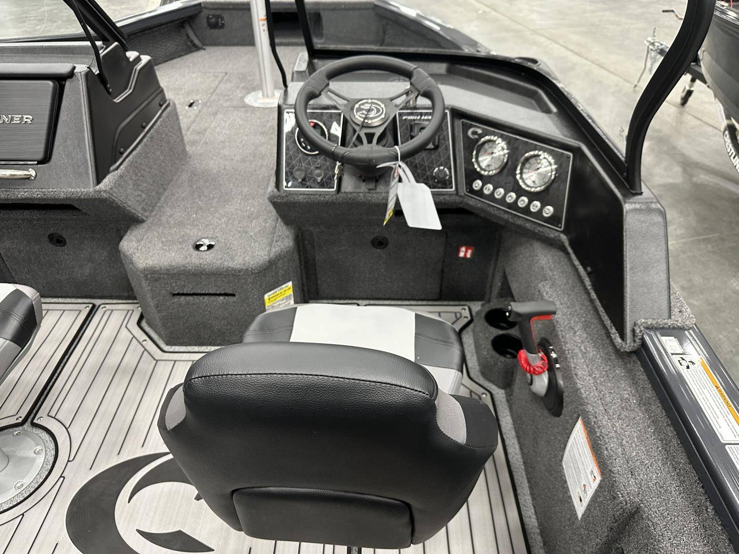 2025 Crestliner 2025 Crestliner CF17WJ - thumbnail 9