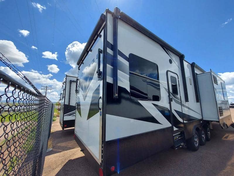 2022 Keystone RV 2022 Keystone RV Voltage - thumbnail 4