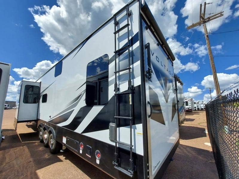 2022 Keystone RV 2022 Keystone RV Voltage - thumbnail 5