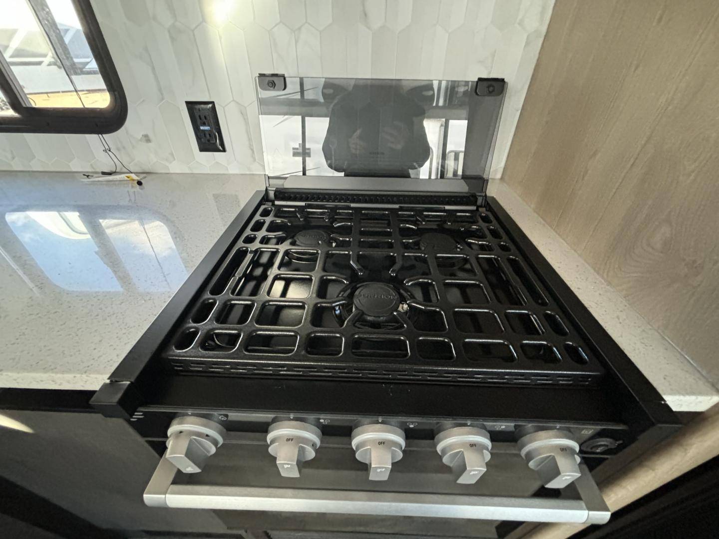 2025 Keystone RV 2025 Keystone RV Cruiser - thumbnail 17