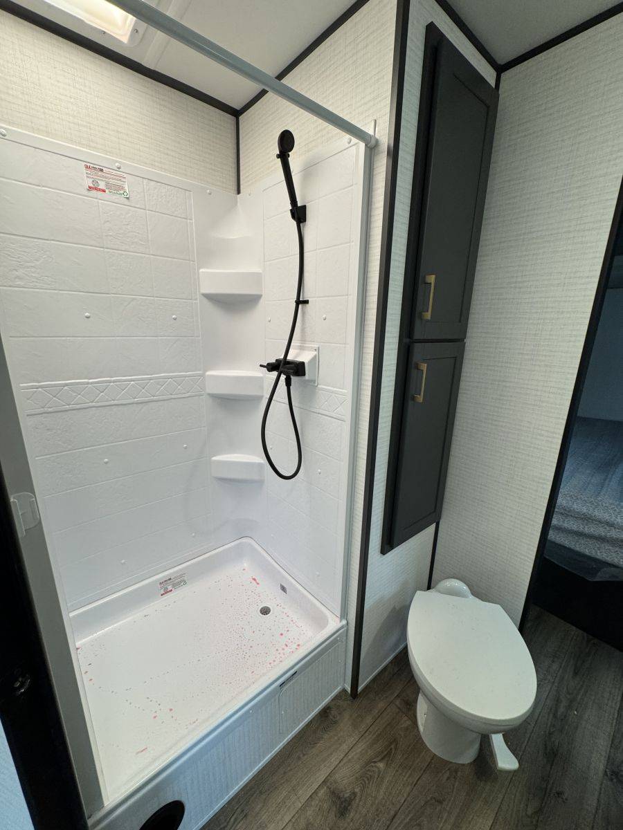 2026 Forest River RV 2026 Forest River RV Xlr Boost Toy Hauler - thumbnail 10