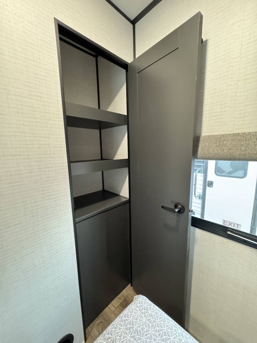 2026 Forest River RV 2026 Forest River RV Xlr Boost Toy Hauler - thumbnail 13