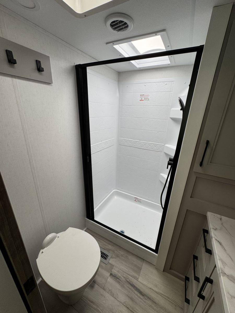 2026 KZ RV 2026 KZ RV Durango Half Ton - thumbnail 11