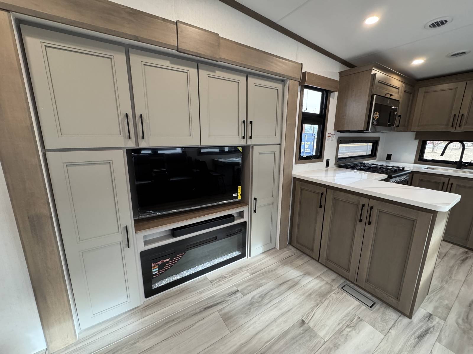 2026 KZ RV 2026 KZ RV Durango - thumbnail 8