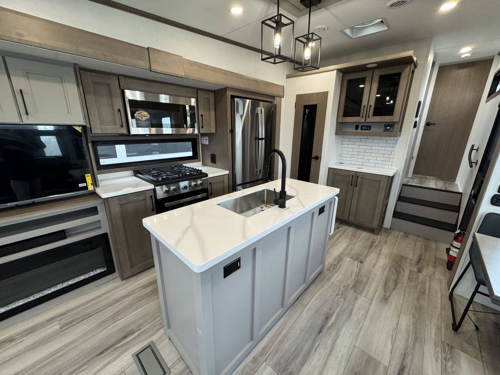 2026 KZ RV 2026 KZ RV Durango - thumbnail 9