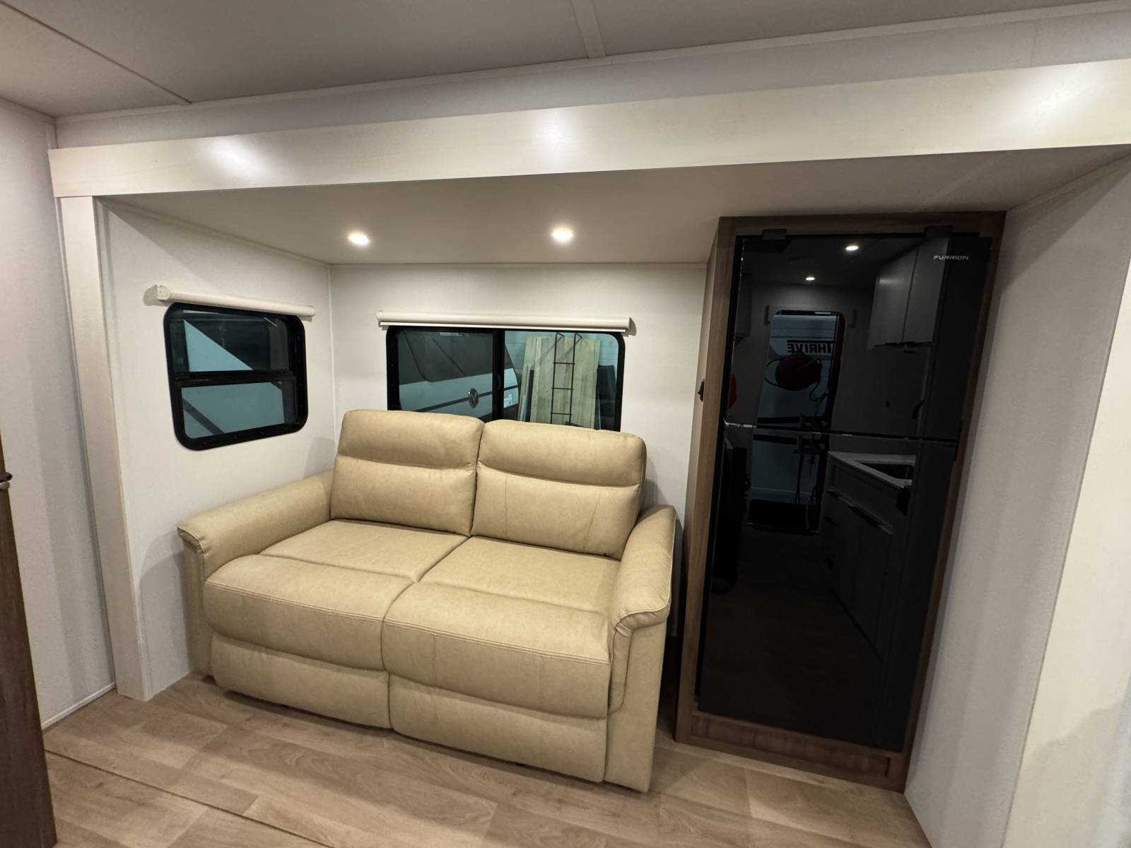 2026 Winnebago 2026 Winnebago Access - thumbnail 9