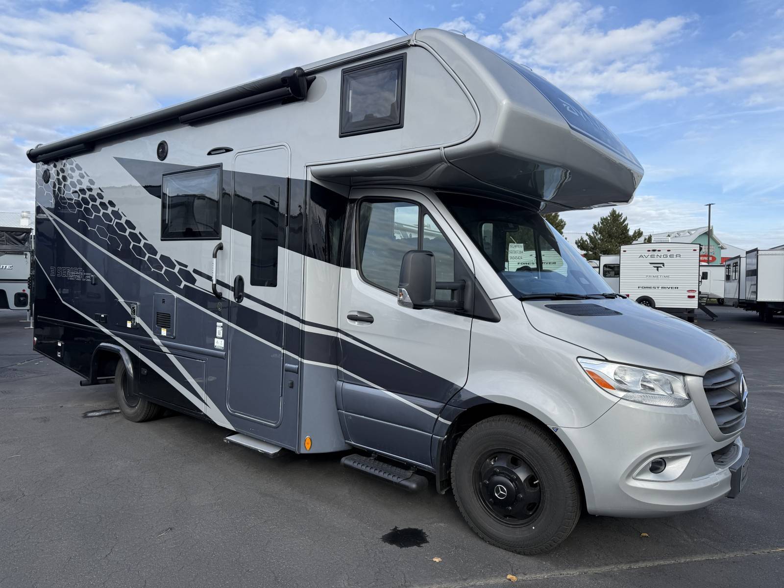 2026 Dynamax 2026 Dynamax Isata 3 - thumbnail 3