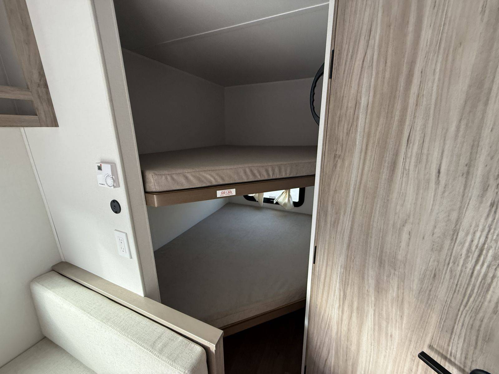 2026 Winnebago 2026 Winnebago Access - thumbnail 14