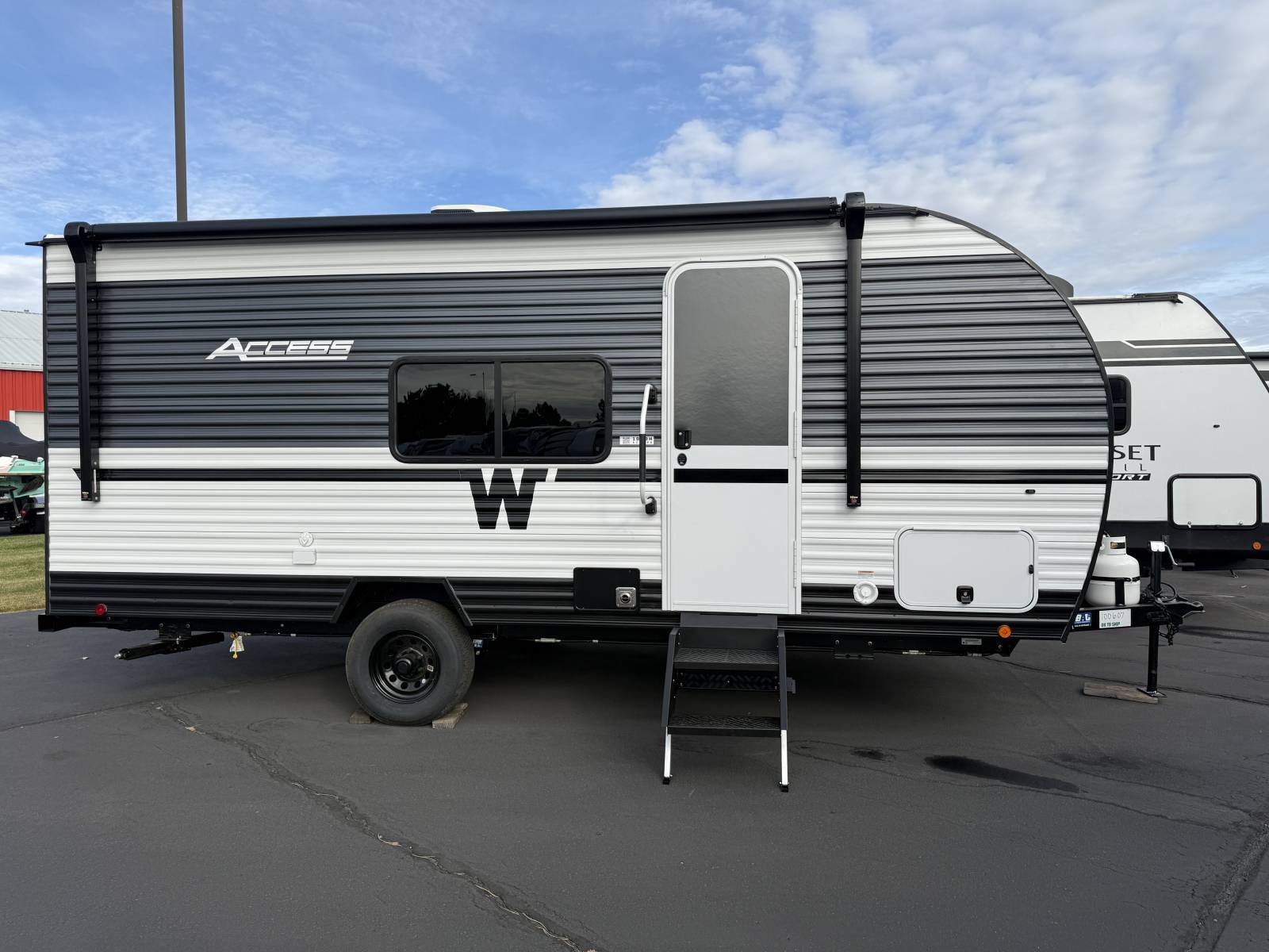 2026 Winnebago 2026 Winnebago Access - thumbnail 18