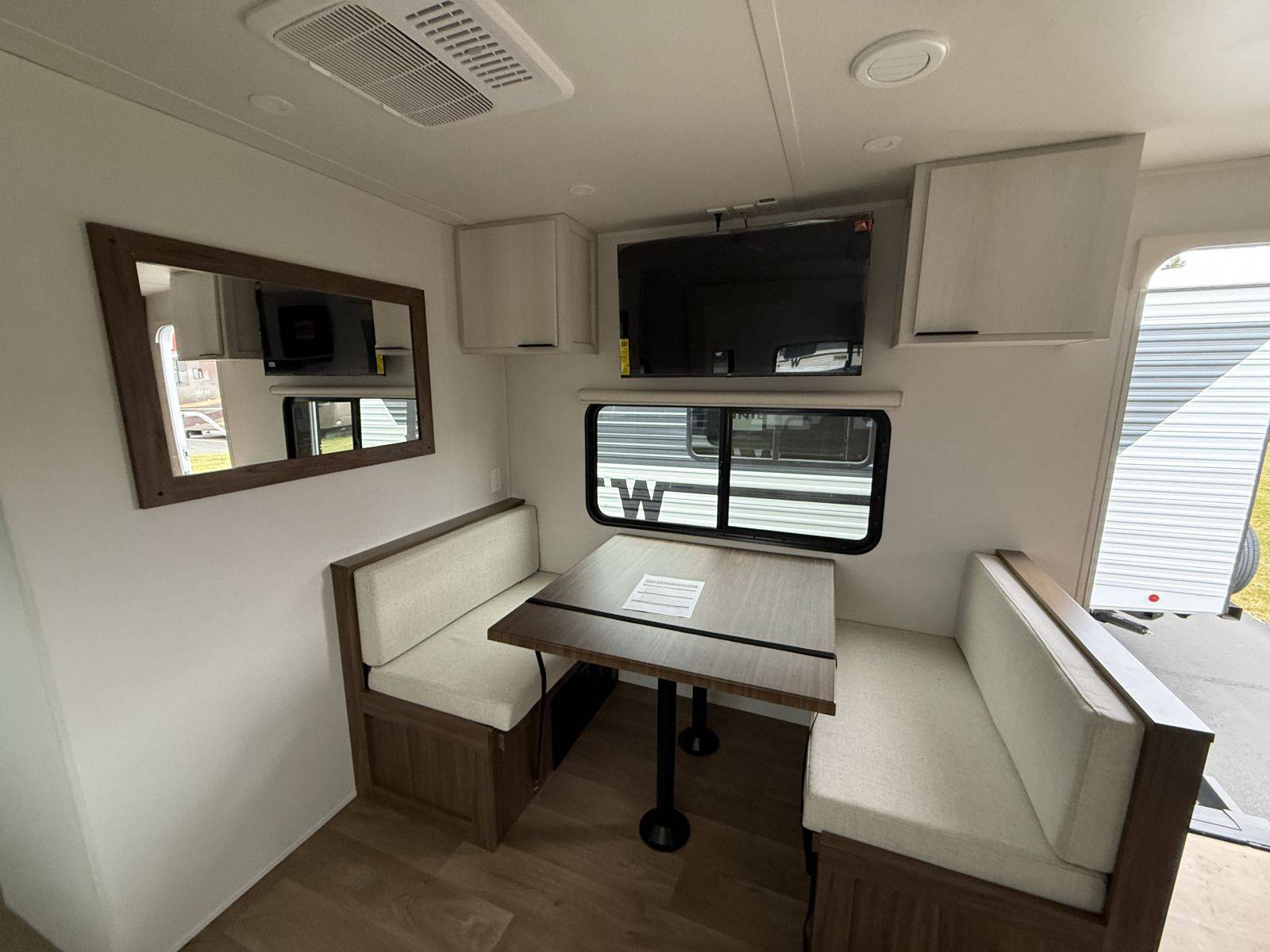 2026 Winnebago 2026 Winnebago Access - thumbnail 13