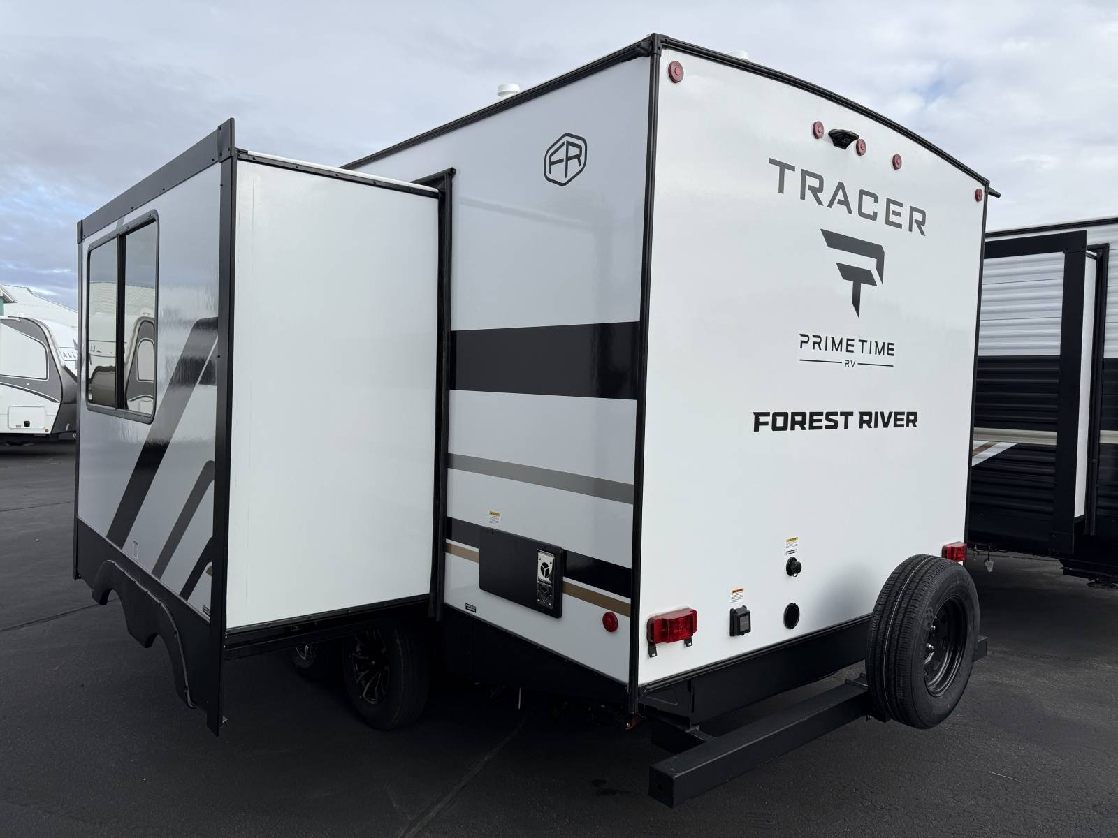 2026 Prime Time RV 2026 Prime Time RV Tracer - thumbnail 5