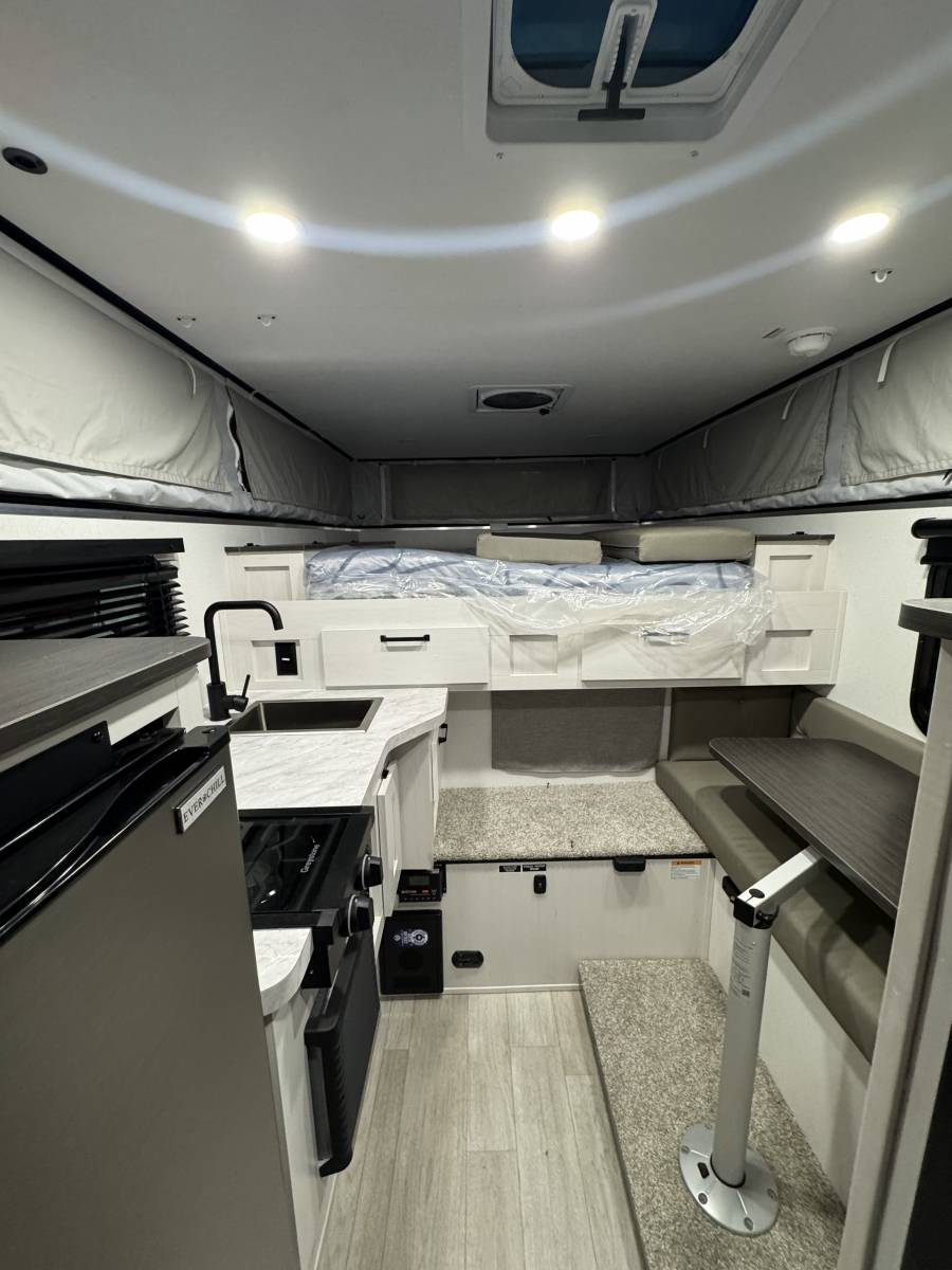 2026 Palomino 2026 Palomino Backpack Truck - thumbnail 5