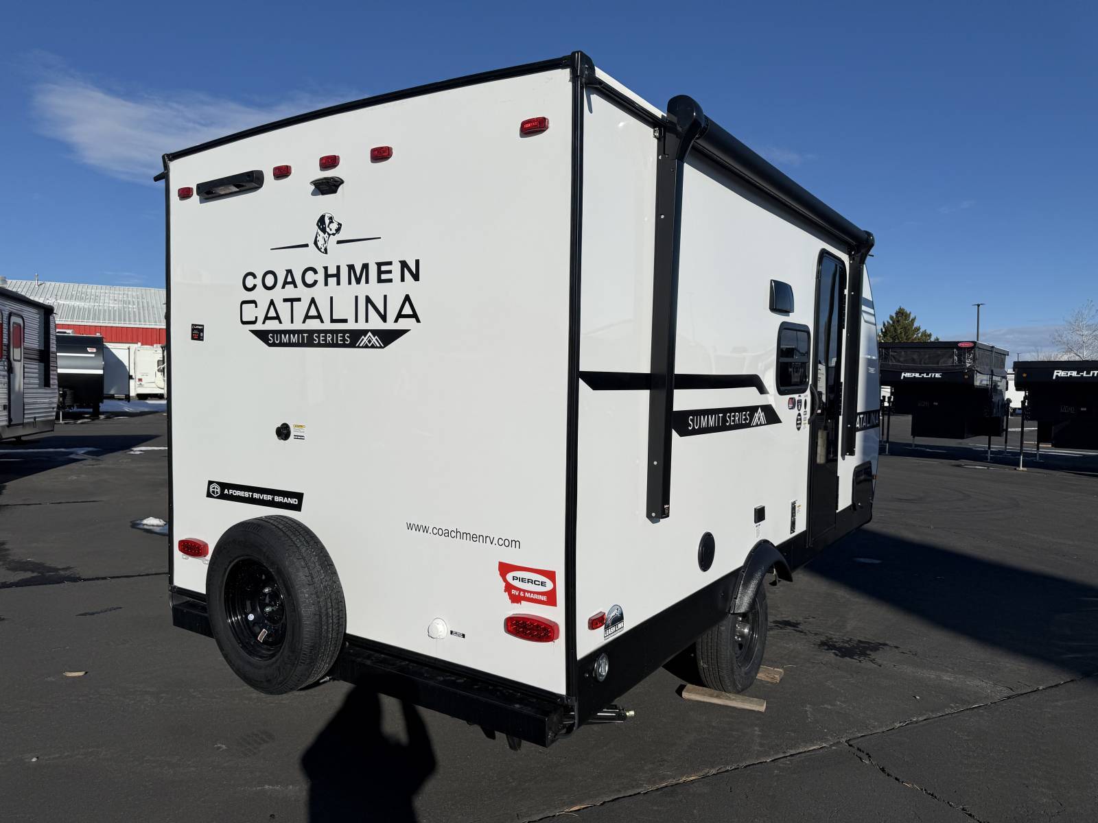 2026 Coachmen 2026 Coachmen Catalina Summit Series 7 - thumbnail 4