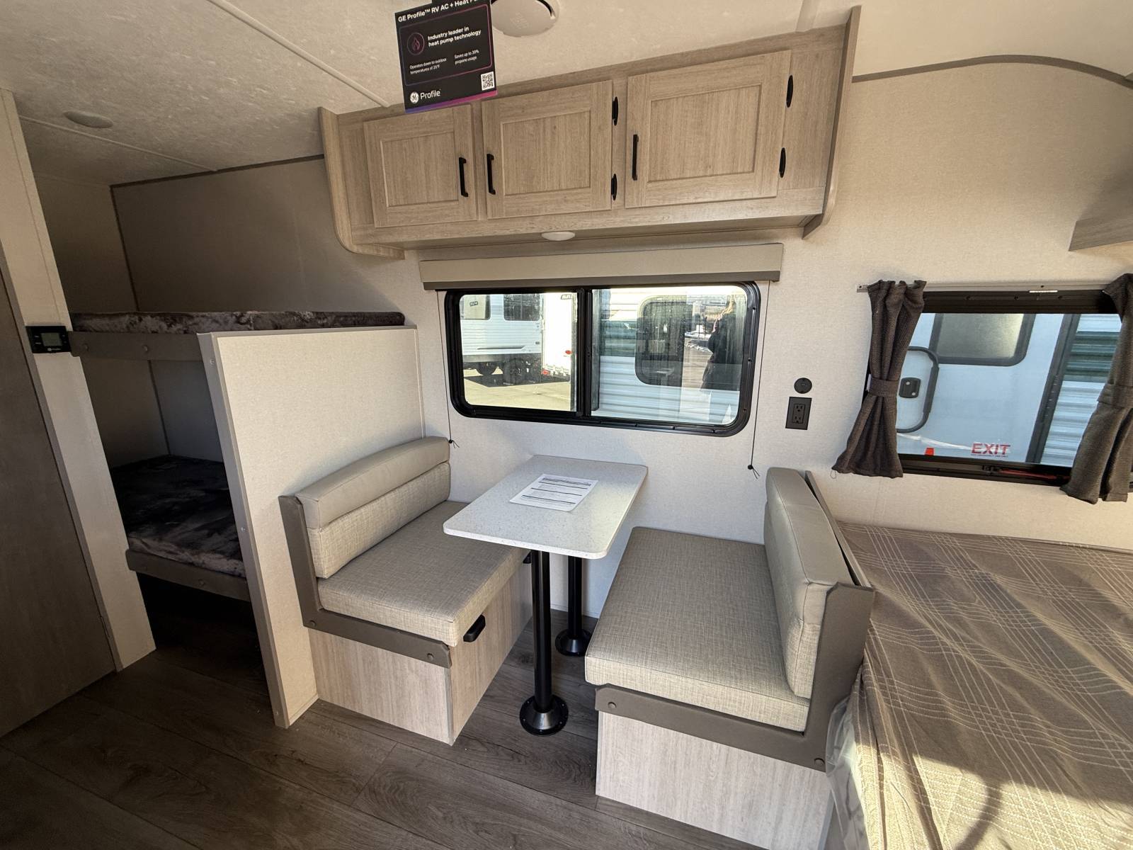 2026 Coachmen 2026 Coachmen Catalina Summit Series 7 - thumbnail 15