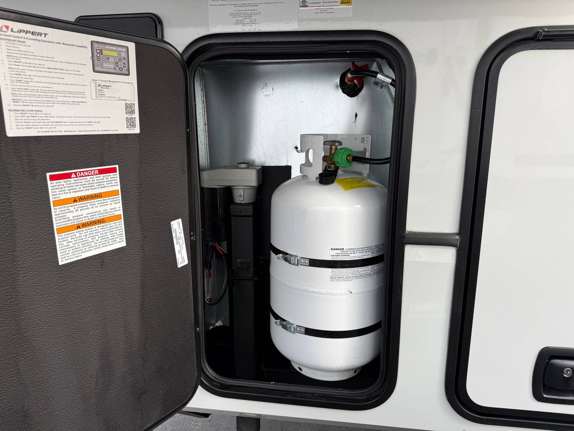 2026 Keystone RV 2026 Keystone RV Montana High Country - thumbnail 8