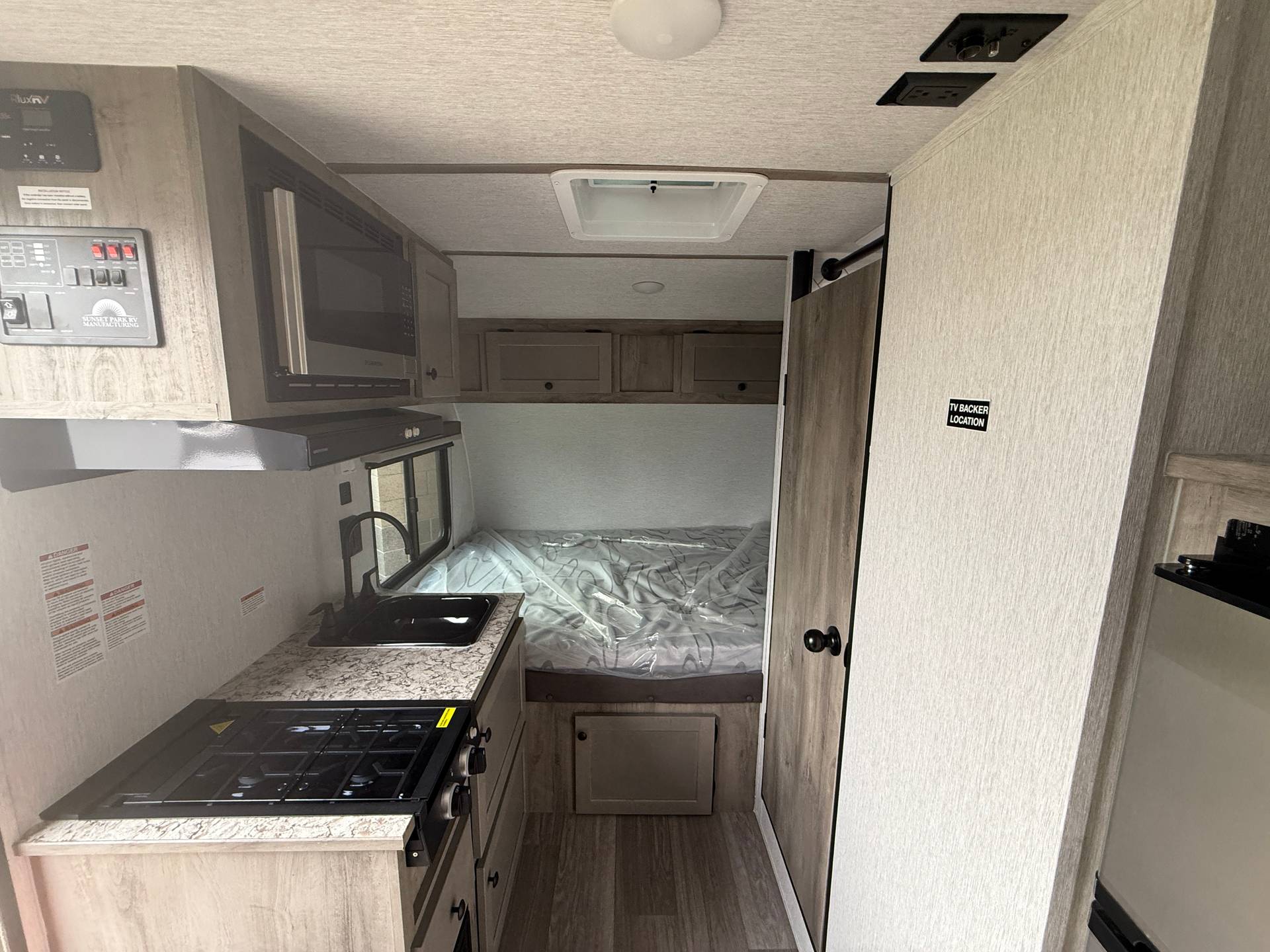 2026 Sunset Park RV Manufacturing 2026 Sunset Park RV Manufacturing Sunray - thumbnail 11