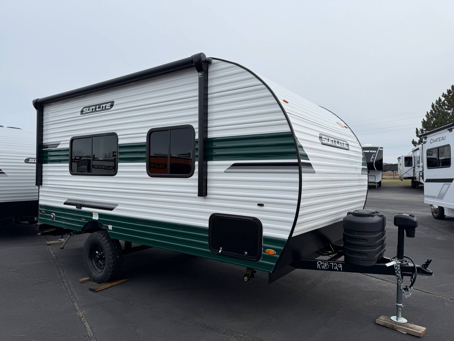 2026 Sunset Park RV Manufacturing 2026 Sunset Park RV Manufacturing Sun Lite - thumbnail 1