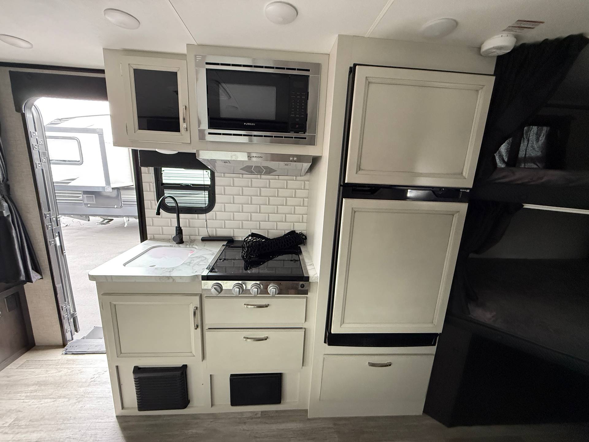 2023 Jayco 2023 Jayco Jay Feather - thumbnail 17